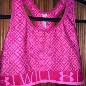 3/20🌟Under Armour pink sports bra size medium